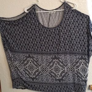 Sz 26 Navy off the shoulder top